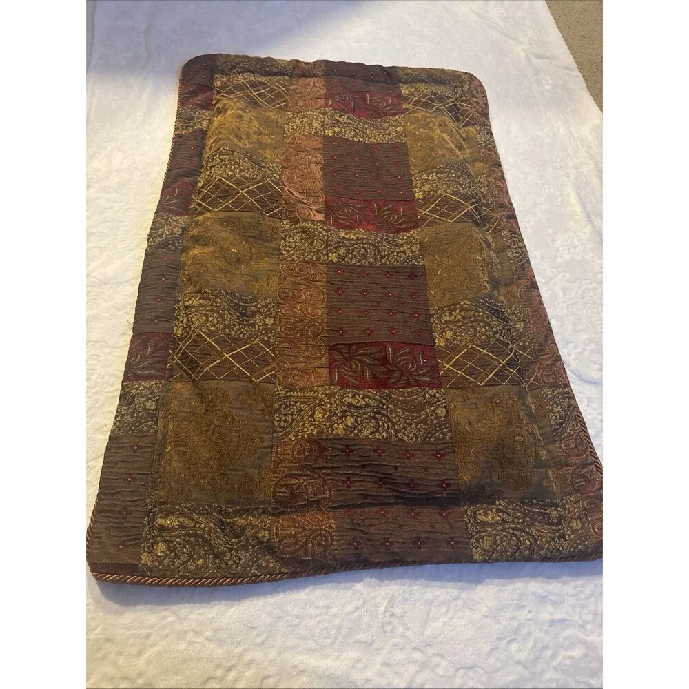 Croscill Home Single 37”x 21